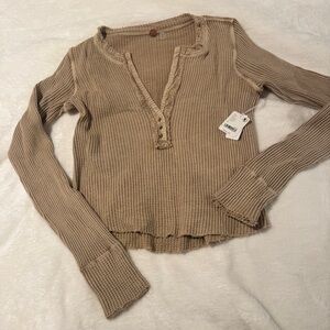 FREE PEOPLE LONG SLEEVE NWT